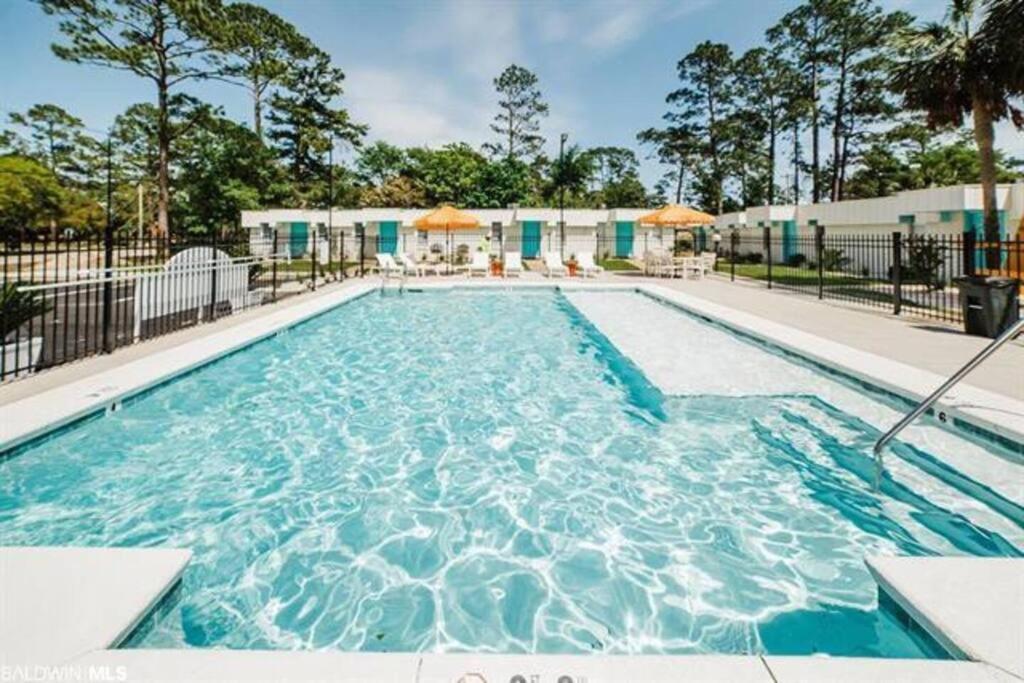 Gulf Shores Getaway Steps Away From The Pool! Extérieur photo