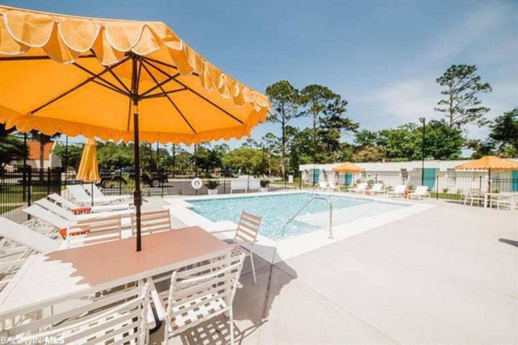 Gulf Shores Getaway Steps Away From The Pool! Extérieur photo